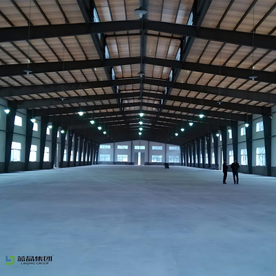 Voorgefabriceerde voorgefabriceerde grote span metalen stalen structuur frame workshop opslag magazijn met vrij ontwerp