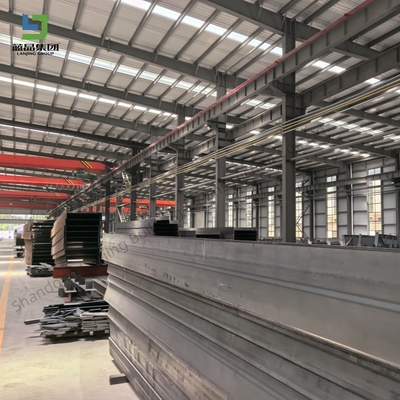 Buon prezzo Stoccaggio metallico Struttura prefabbricata in acciaio Magazzino / Cornice di impianto Edifici in acciaio / Hangar prefabbricato in linea