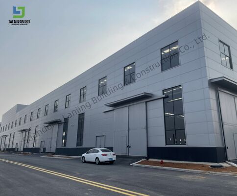 Harga yang bagus Bangunan Logam Prefabrikasi Multi-Guna Berkualitas Tinggi Struktur Baja Prefabrikasi Gudang Bengkel Q235 Q355 Pabrik Pabrik Penyimpanan Gudang Bangunan Komersial on line